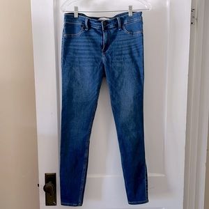 Abercrombie & Fitch Jean Legging. 10R